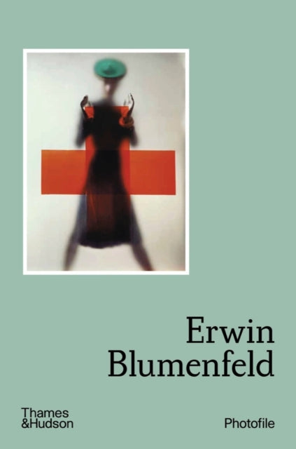 Book cover of: Erwin Blumenfeld. By: Emanuelle de L'Écotais
