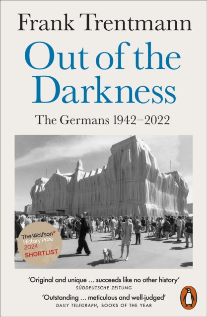 Out of the Darkness, The Germans, 1942-2022 9780141985848 Frank Trentmann
