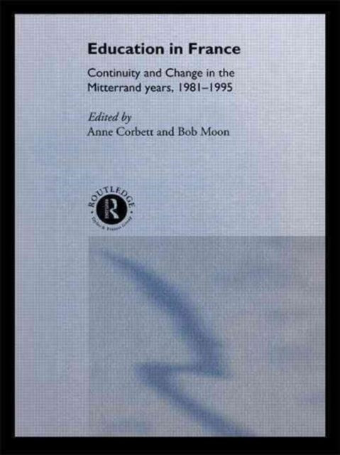 Book cover of: Education in France. By: Bob Moon
