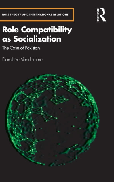 Book cover of: Role Compatibility as Socialization. By: Dorothée Vandamme