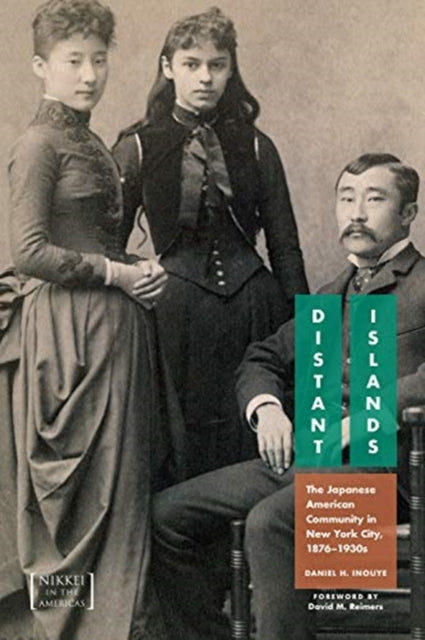 Book cover of: Distant Islands. By: Daniel H. Inouye