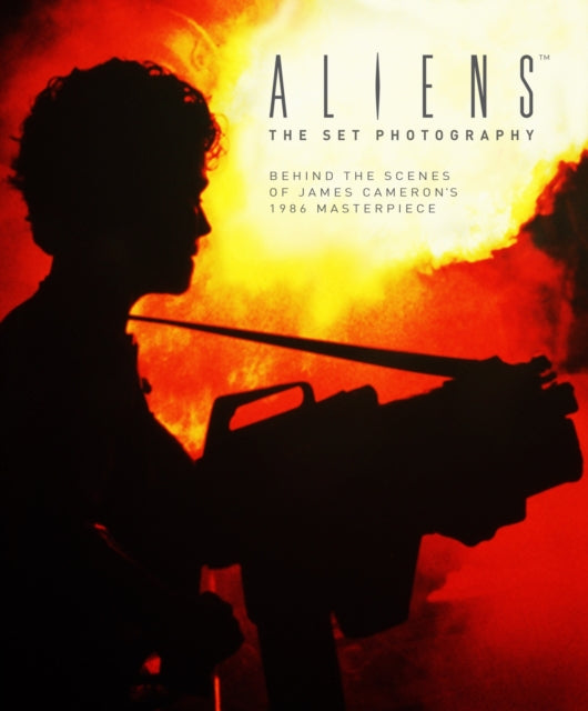 Book cover of: Aliens: The Set Photography. By: Simon Ward
