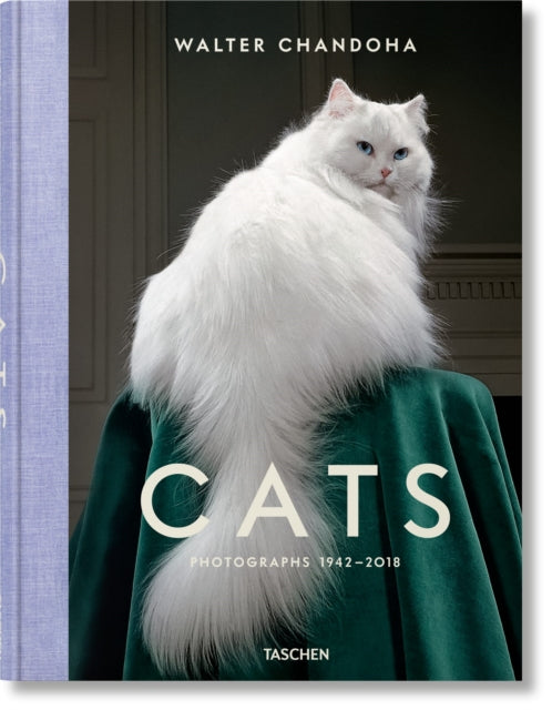 Book cover of: Walter Chandoha. Cats. Photographs 1942–2018. By: Susan Michals
