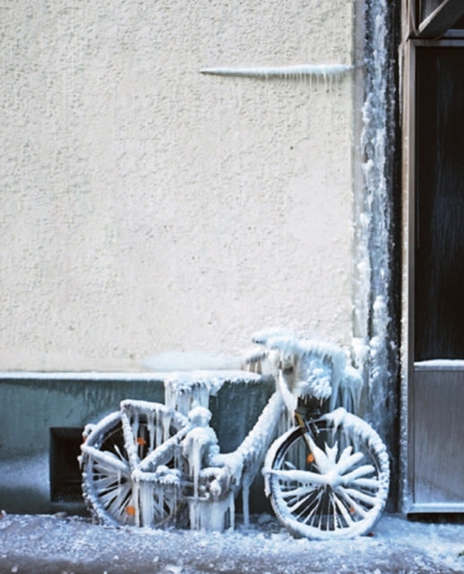 Book cover of: Olafur Eliasson: Inner City Out. By: Daniel Birnbaum