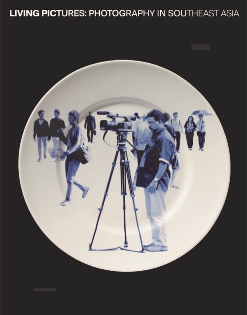 Book cover of: Living Pictures. By: Charmaine Toh